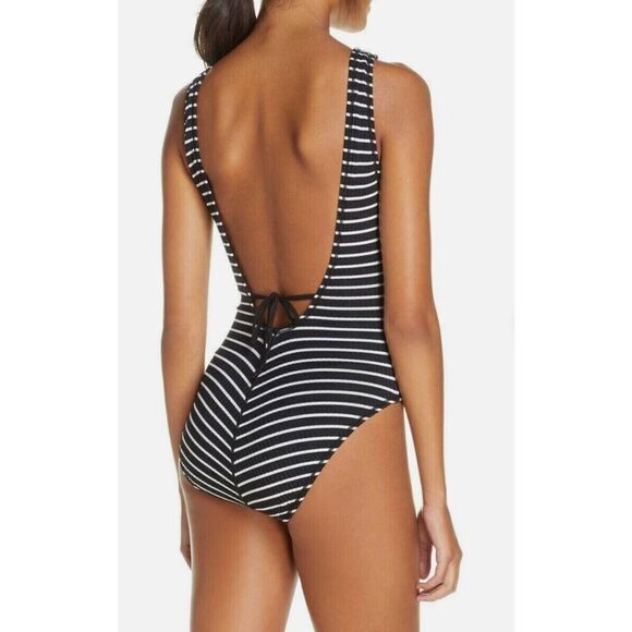 New. Robin Piccone plunge neck lace-up swimsuit. Size 4. Retails $179 - Picture 3 of 12